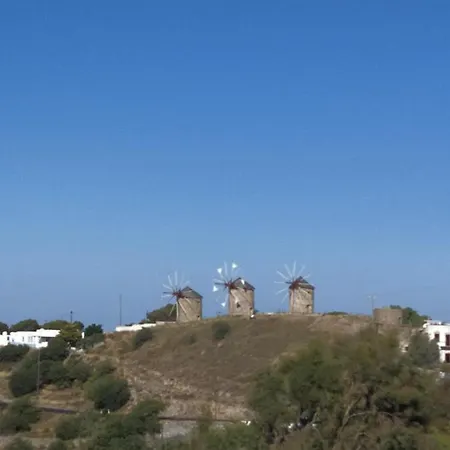 Apartment House Leo & Mary Patmos Town
