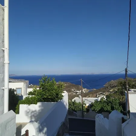 House Leo & Mary Patmos Town